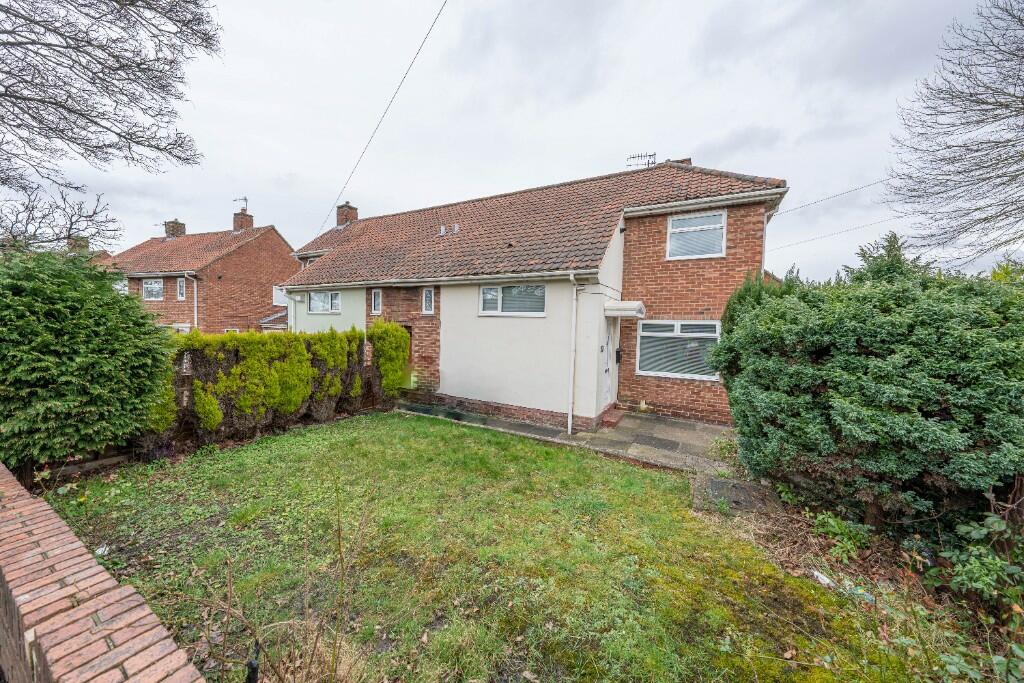 2 bedroom terraced house for sale in Woodburn Gardens, Gateshead, Tyne