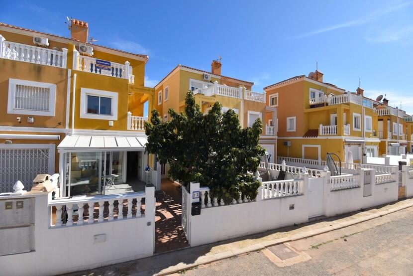Main image of property: Valencia, Alicante, La Zenia