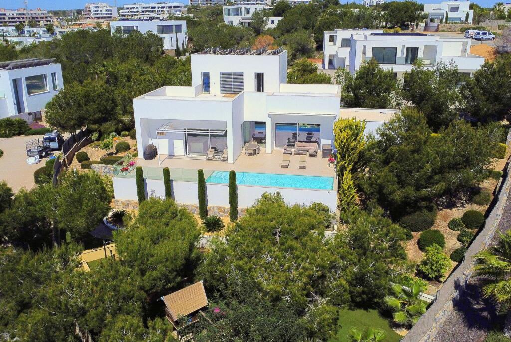Main image of property: Valencia, Alicante, Las Colinas Golf