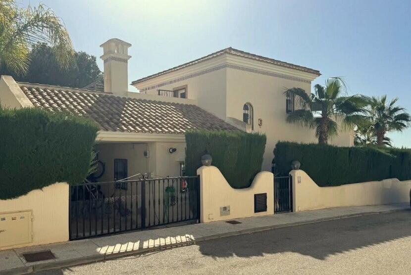 Main image of property: Valencia, Alicante, Las Ramblas