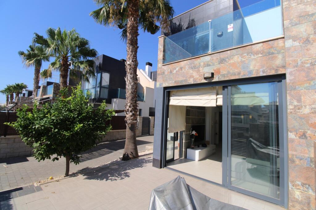 Main image of property: Valencia, Alicante, Cabo Roig