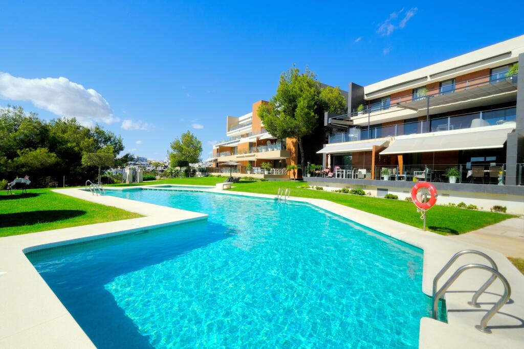 Main image of property: Valencia, Alicante, Villamartin