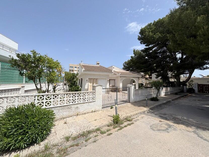Main image of property: Valencia, Alicante, La Zenia