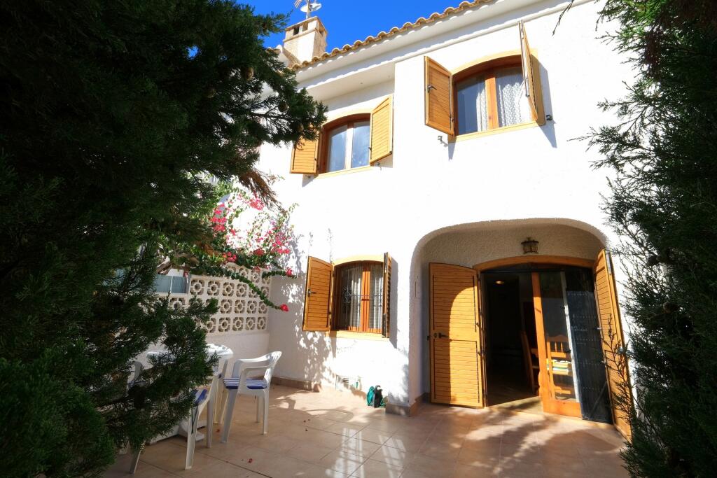 Main image of property: Valencia, Alicante, La Zenia