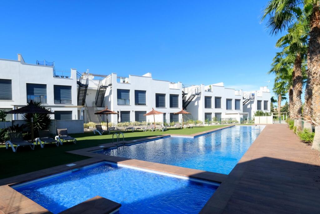 Main image of property: Valencia, Alicante, Punta Prima