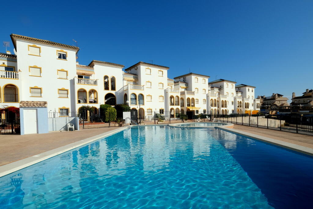 Main image of property: Valencia, Alicante, La Zenia