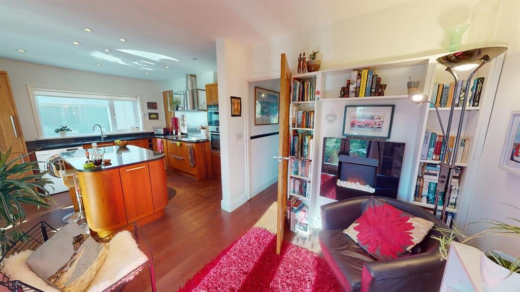 2 bedroom semidetached house for sale in Gloweth Villas, Truro, TR1