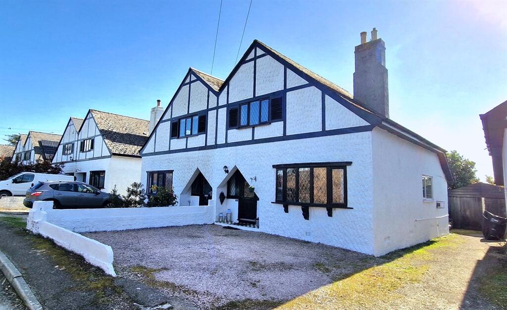 2 bedroom semidetached house for sale in Gloweth Villas, Truro, TR1