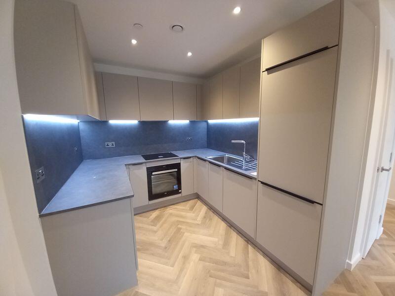 Main image of property: 57 West Heights, Addiscombe Road, Croydon, CR0 5DX