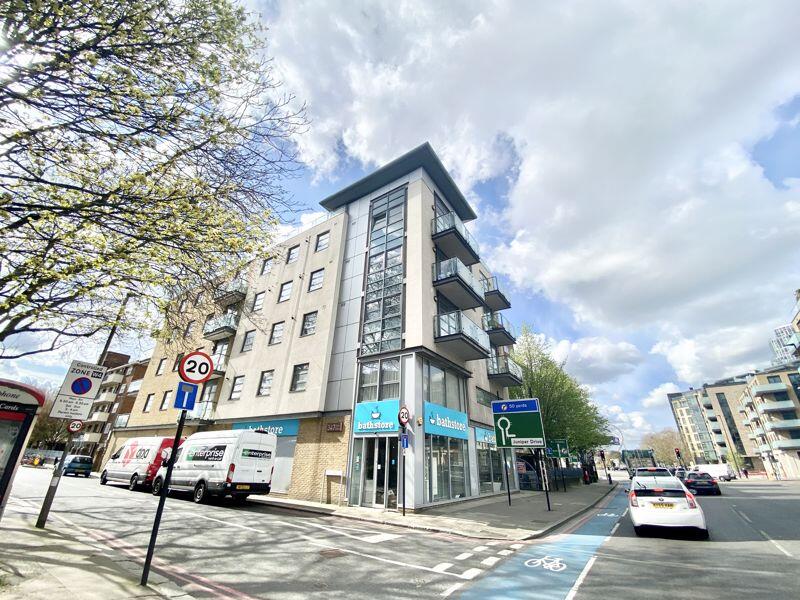 Main image of property: Horizon Building, York Road, SW11 3QY