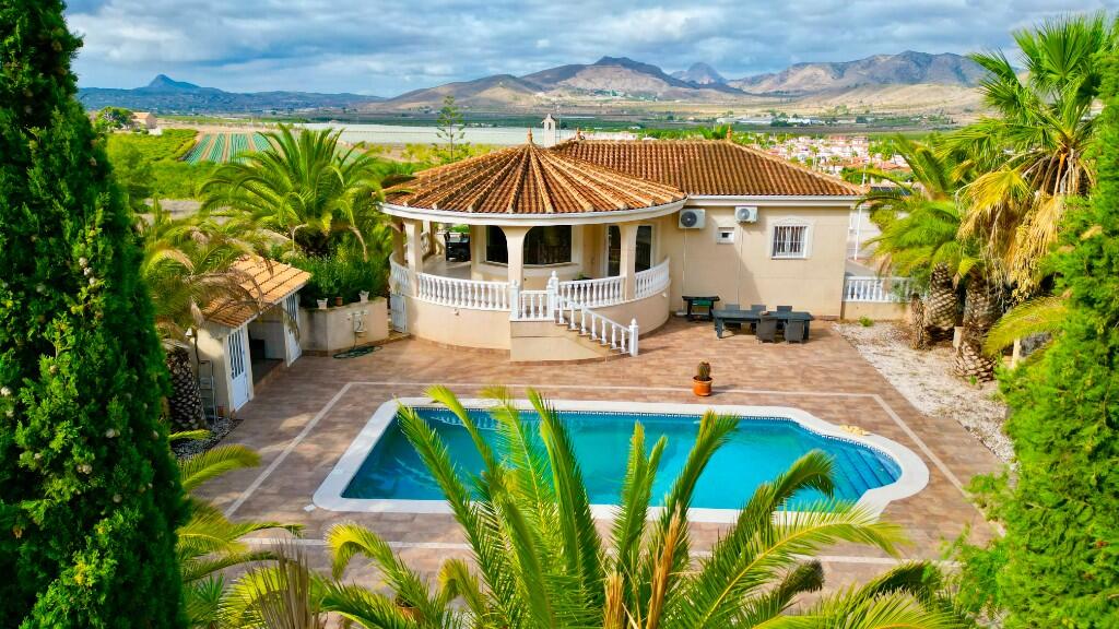Main image of property: Hondón de las Nieves, Alicante, Valencia