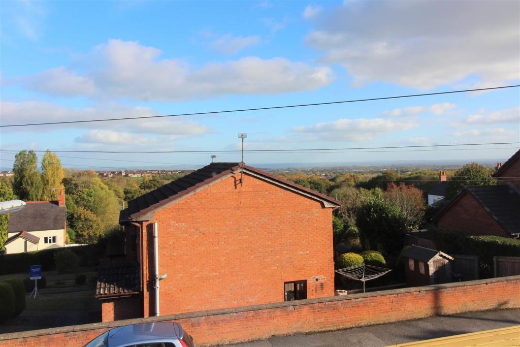 3 bedroom terraced house for sale in Park Road, Tanyfron, Wrexham, LL11