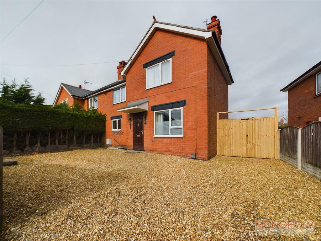 3 bedroom semidetached house for sale in Cromar Crescent, Rossett