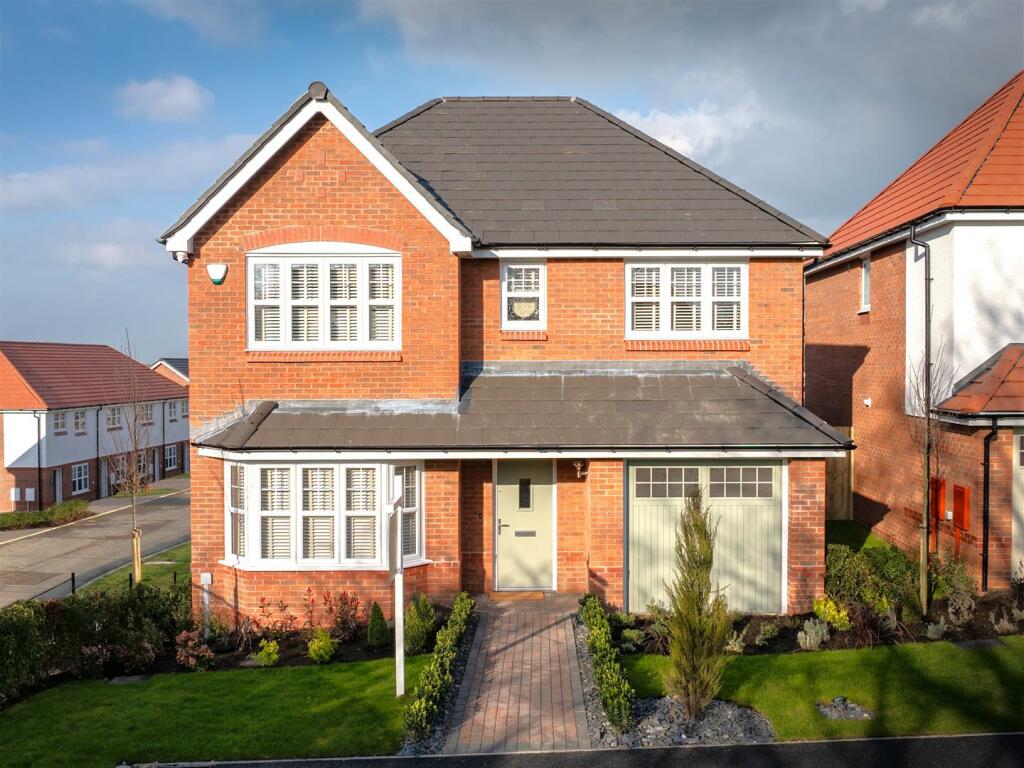 4 bedroom detached house for sale in Llys Y Coed, Rhosrobin, Wrexham, LL11