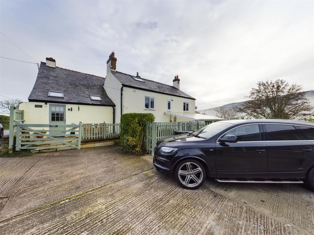 4 bedroom detached house for sale in Church Road, Minera, Wrexham, LL11