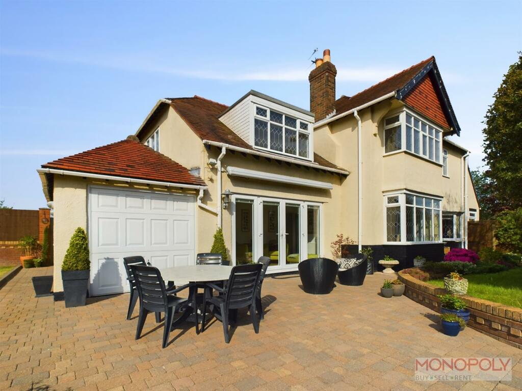 5 bedroom detached house for sale in Thornton Road, Bebington, Wirral, CH63