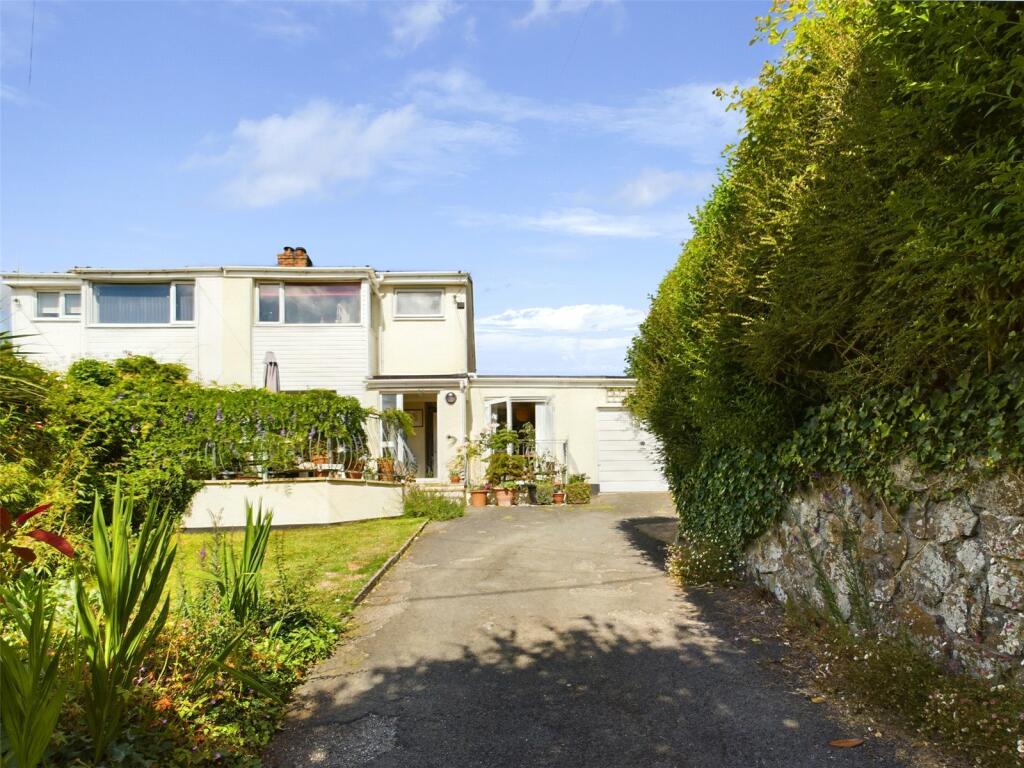 4 bedroom semidetached house for sale in Wadebridge, Cornwall, PL27