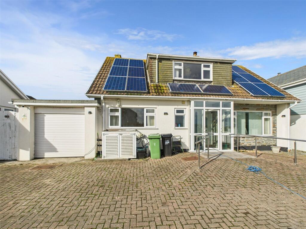 Main image of property: Crescent Rise, Constantine Bay, Padstow