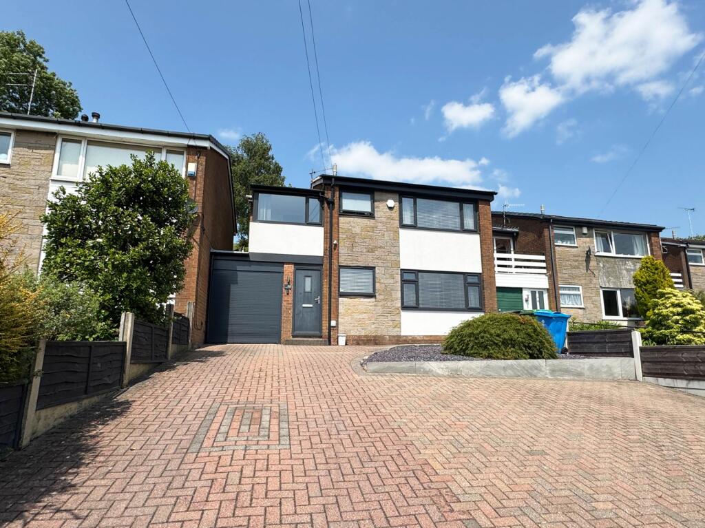 Main image of property: Rishworth Rise, Shaw
