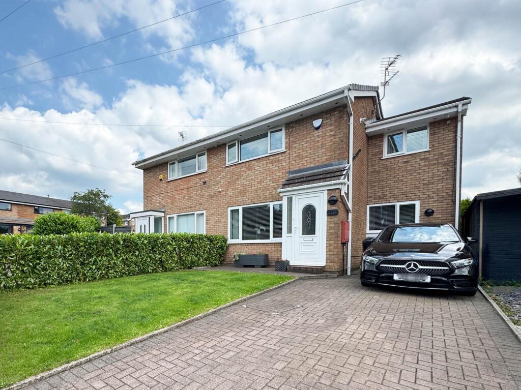 Main image of property: Penthorpe Drive, Royton
