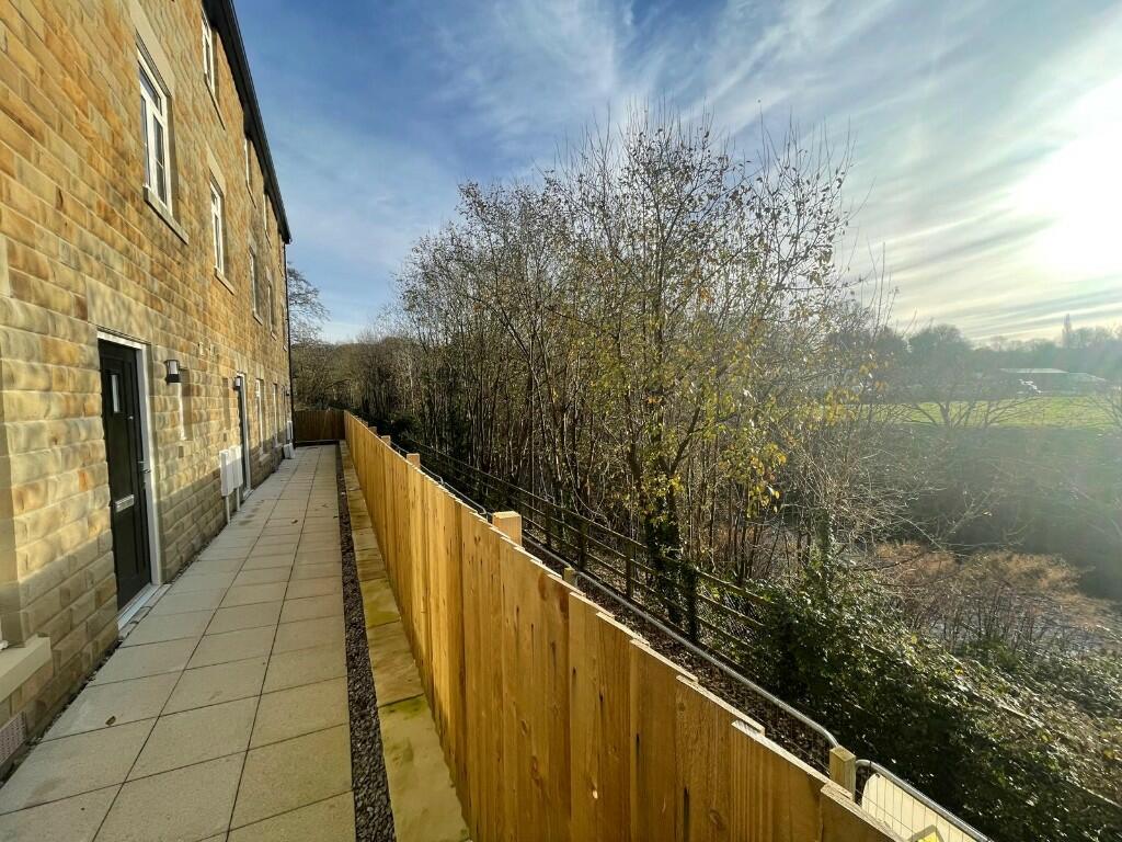 Main image of property: Weavers Close, Compstall, Stockport, SK6