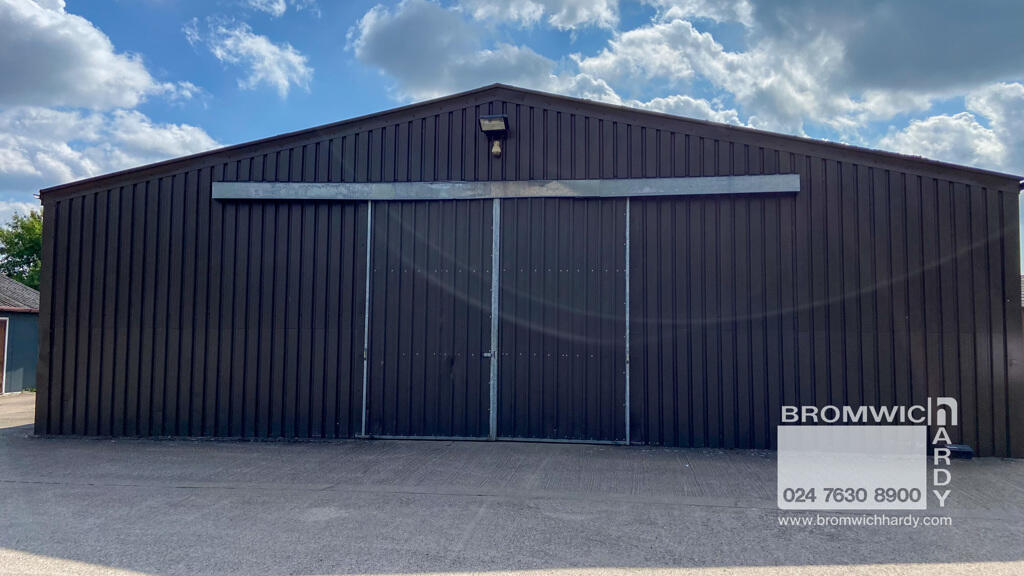 Additional property image - Pheasant Oak Farm, Hob Lane, Balsall Common, Coventry, CV7 7GX