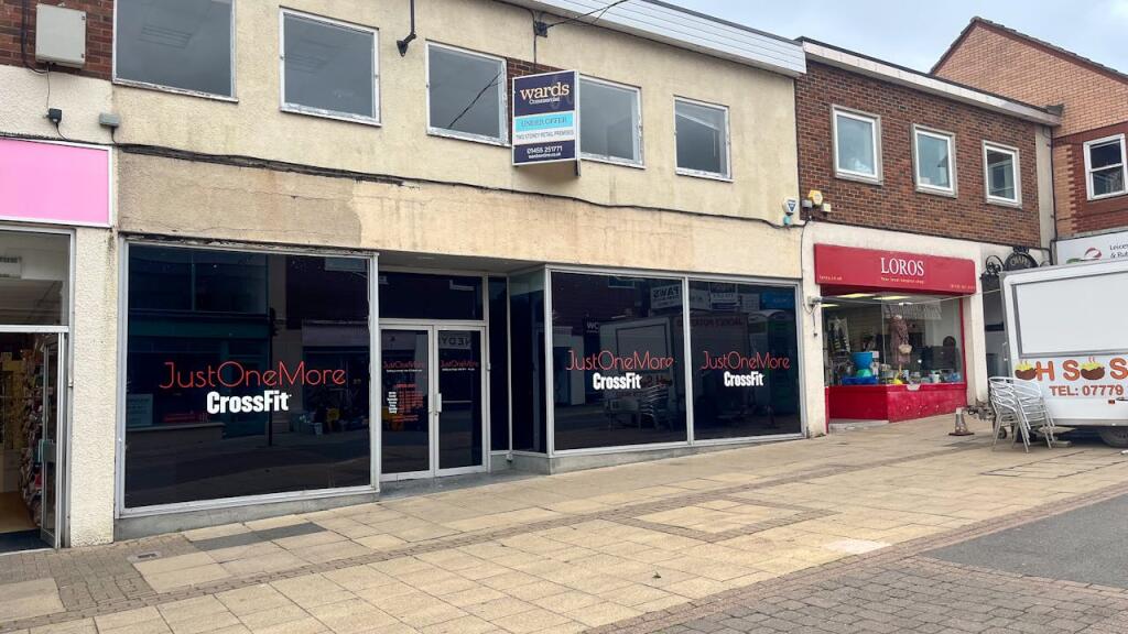 Main image of property: 52 Castle Street, Hinckley, LE10 1DB