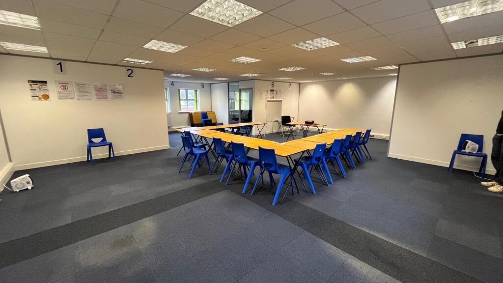 WhatsApp Image 20250929 at 091728_07a7cc61.jpg