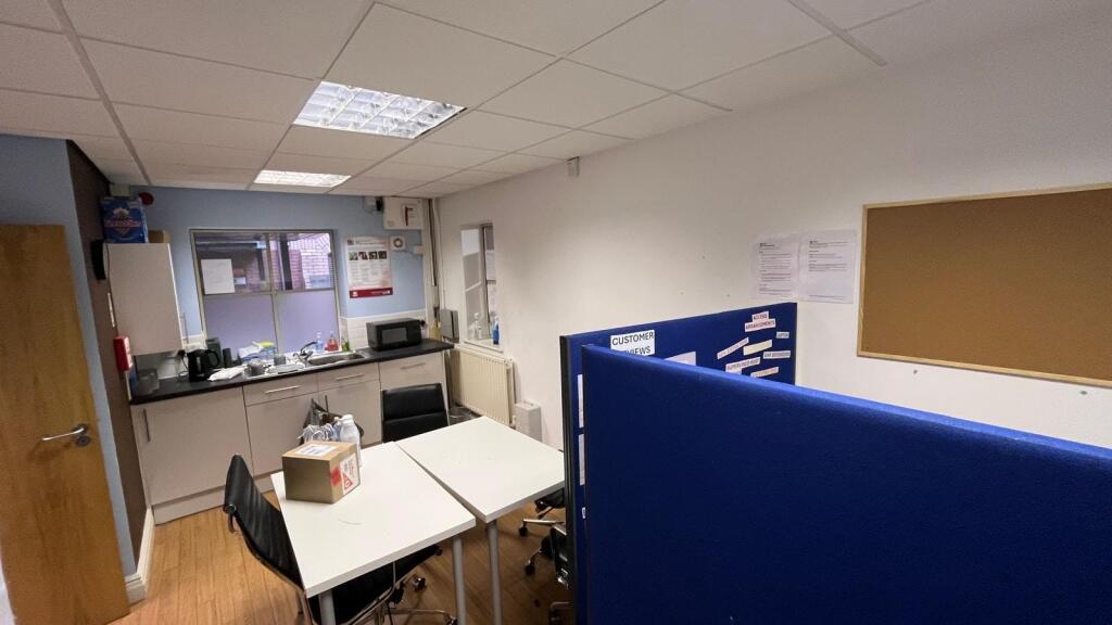 WhatsApp Image 20250929 at 091728_1082b05c.jpg