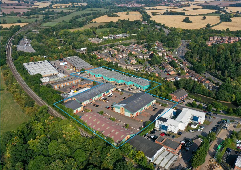 V7 Budbrooke Aerial.jpg