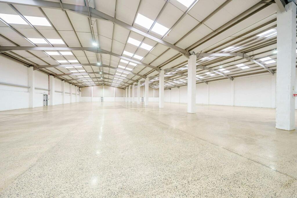 EDIT_ 12LonfordRoadIndustrialEstate11Final800.jpg