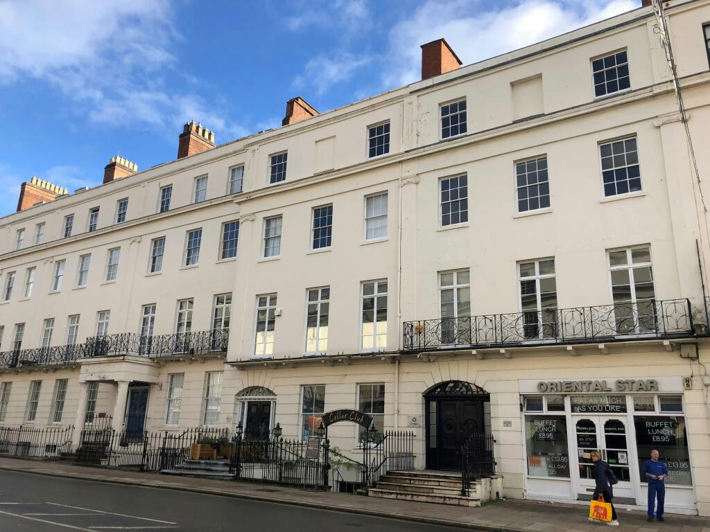 Main image of property: 9 The Parade, Leamington Spa, CV32 4DG