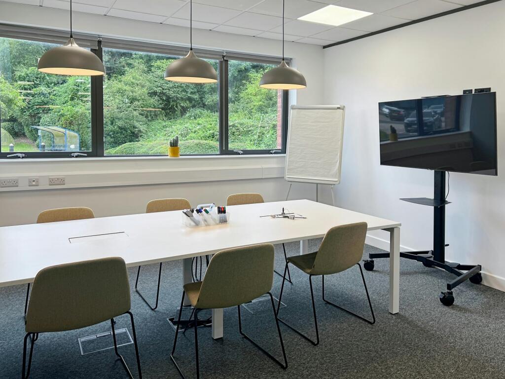 Regus_Leamington Spa_UK_Centre 7855_Meeting Room 1.jpg