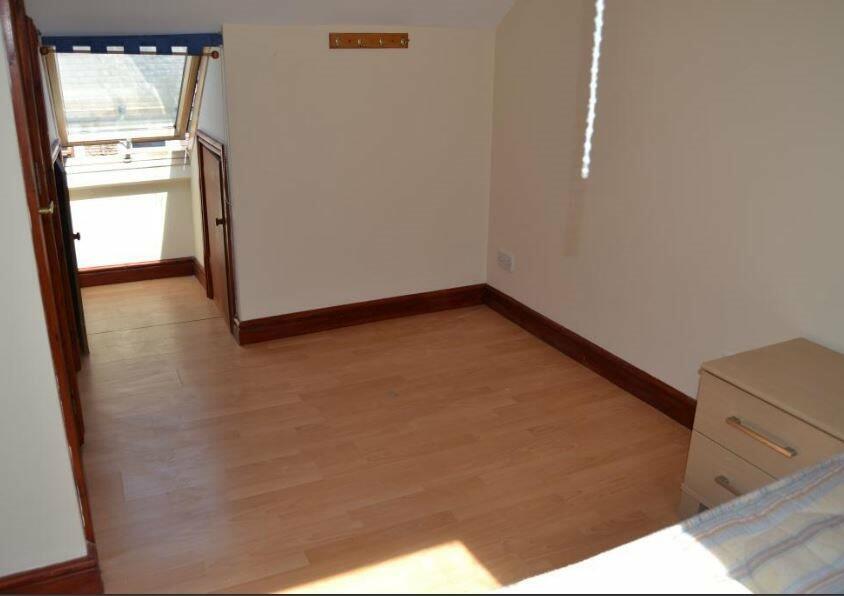 2 bedroom flat for rent in Treharris Street, Roath, Cardiff, CF24