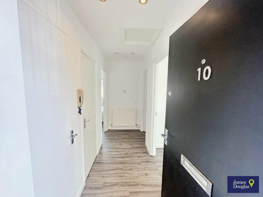Additional property image - Woodville Court, Woodville Road, Cardiff
