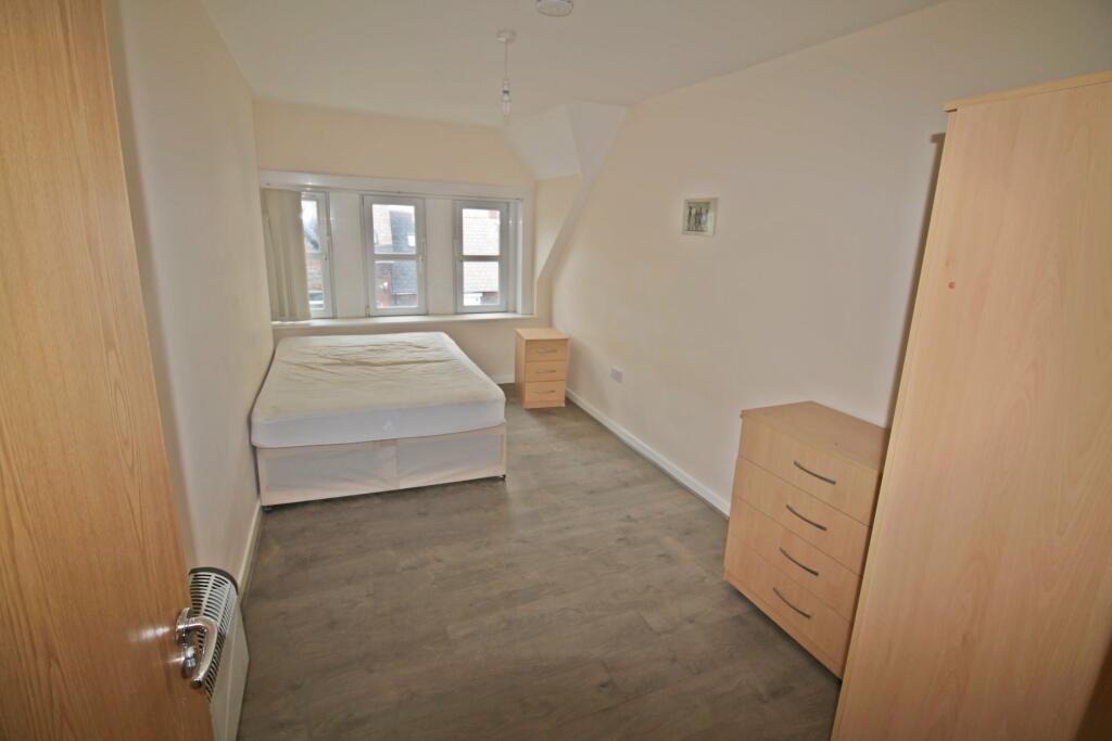 Additional property image - St Martins Row, Albany Road, Roath