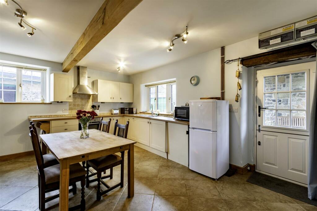 2 bedroom mews property for sale in Mill Lane, Hartington, Buxton, SK17