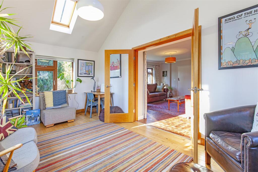 Additional property image - The Close, Great Longstone, Bakewell, Derbyshire, DE45 1TT