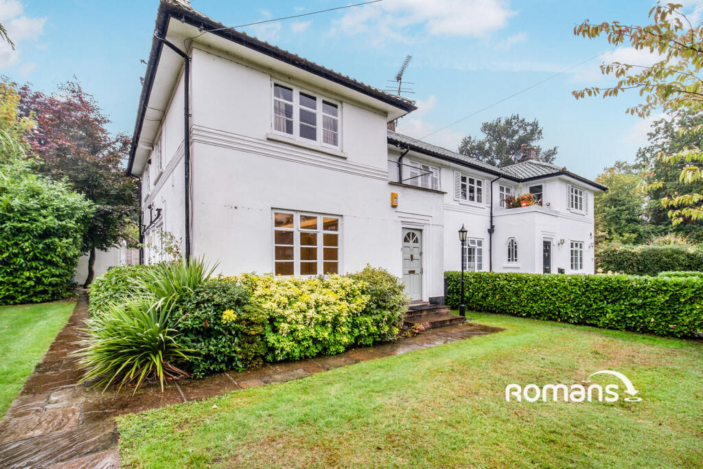 Main image of property: Broomfield Court, Broomfield Park, Ascot, SL5