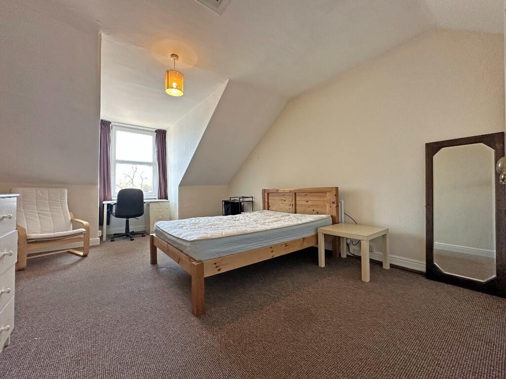 Main image of property: Lower Road, Beeston NG9