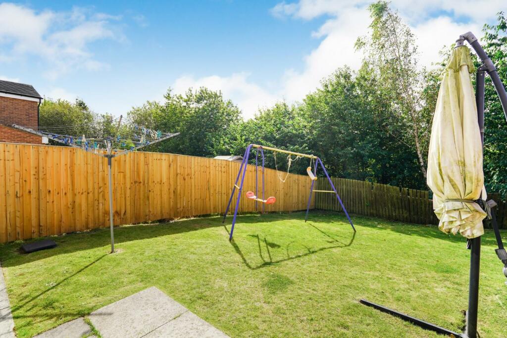 Additional property image - Bescot Way, Shipley
