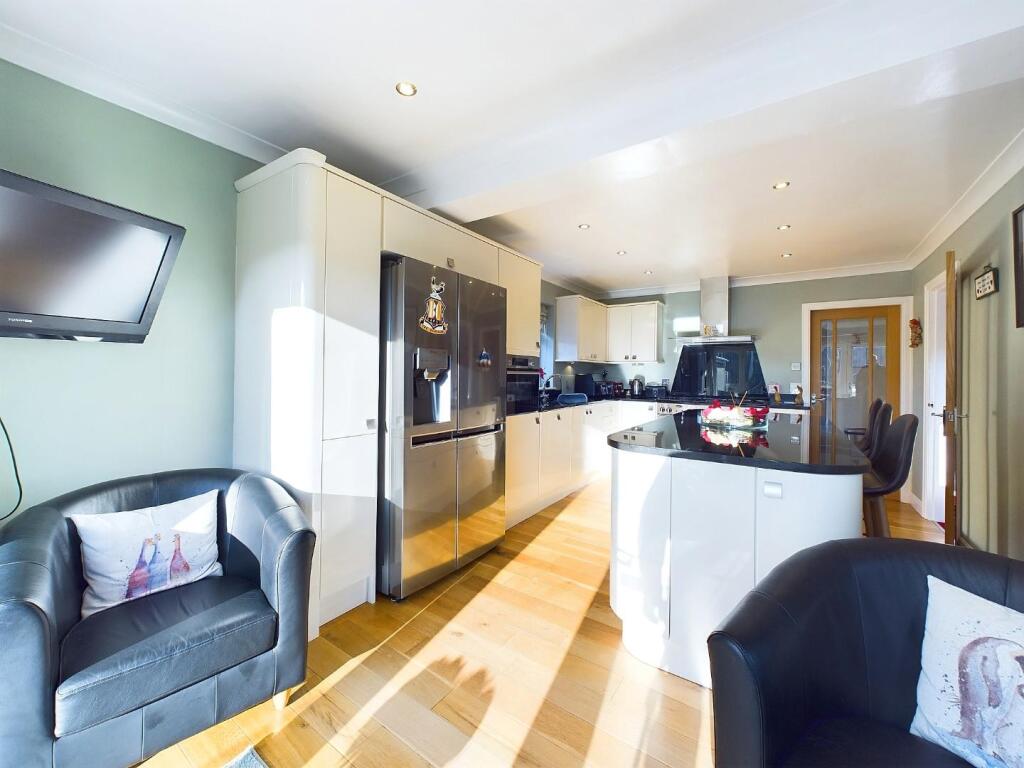 Additional property image - Brook Lane, Clayton, Bradford