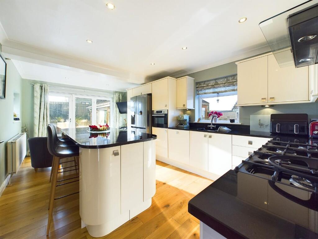 Additional property image - Brook Lane, Clayton, Bradford