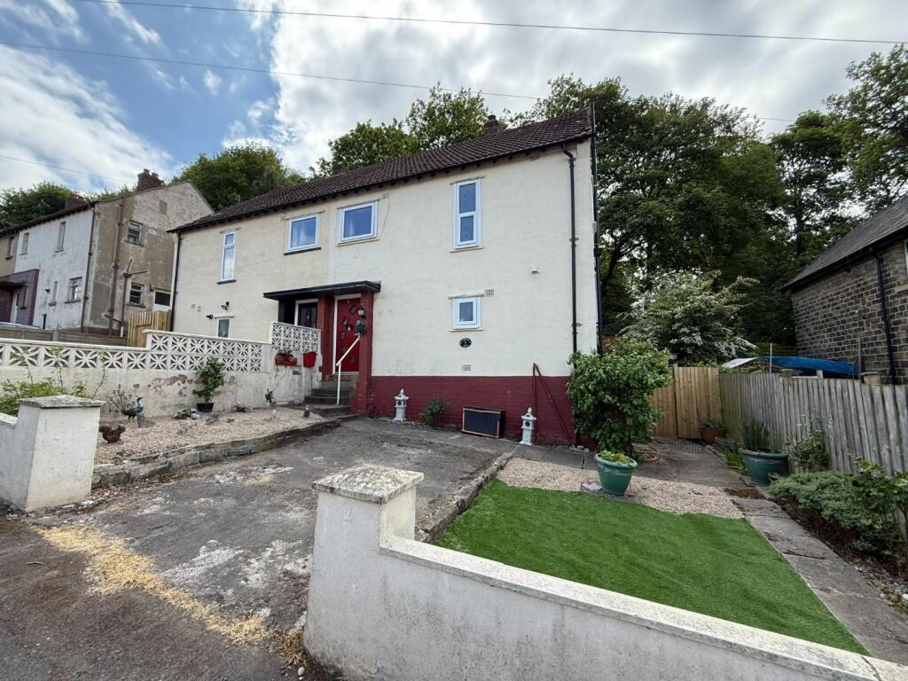 3 bedroom semi-detached house