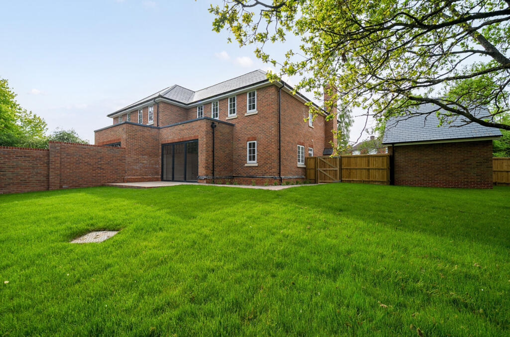 Main image of property: Cherry Tree Drive, Cliddesden, Basingstoke, Hampshire, RG25