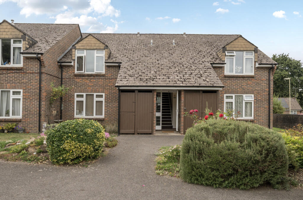 Main image of property: Thornton End, Holybourne, Alton, Hampshire, GU34