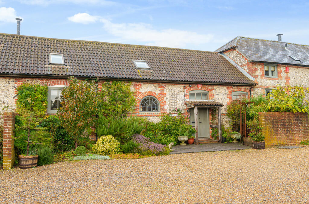 2 bedroom terraced house for sale in Old Alresford, Alresford