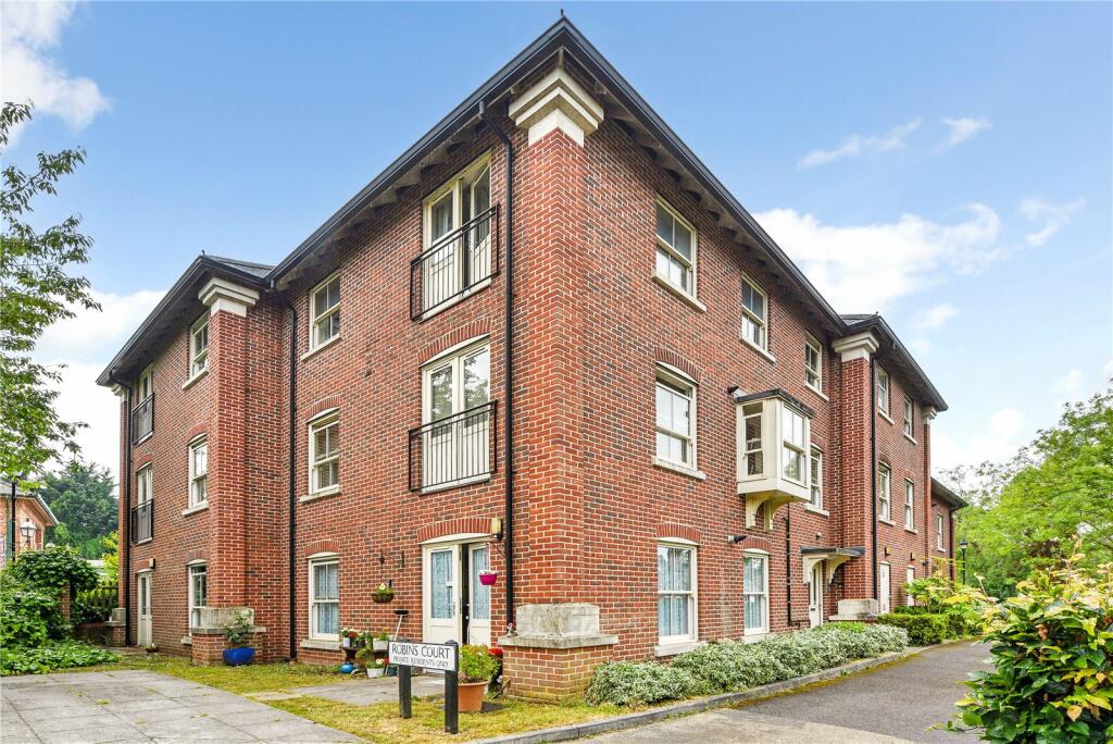 Main image of property: Robins Court, Alresford, Hampshire, SO24