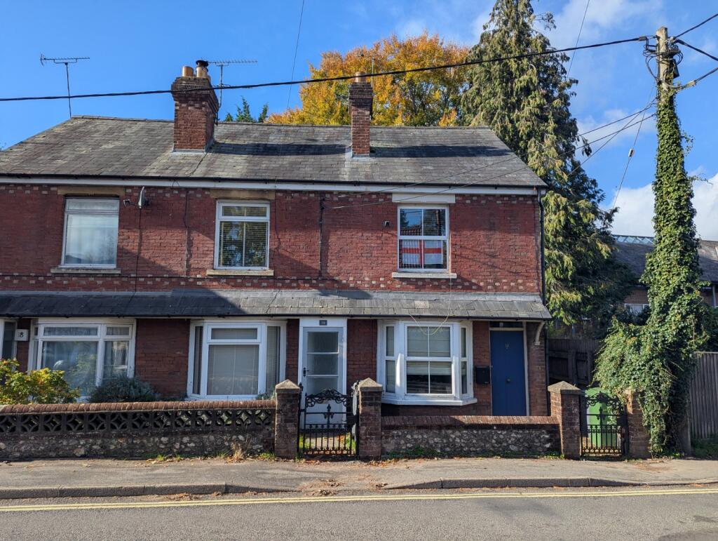 Main image of property: Jacklyns Lane, Alresford, Hampshire, SO24