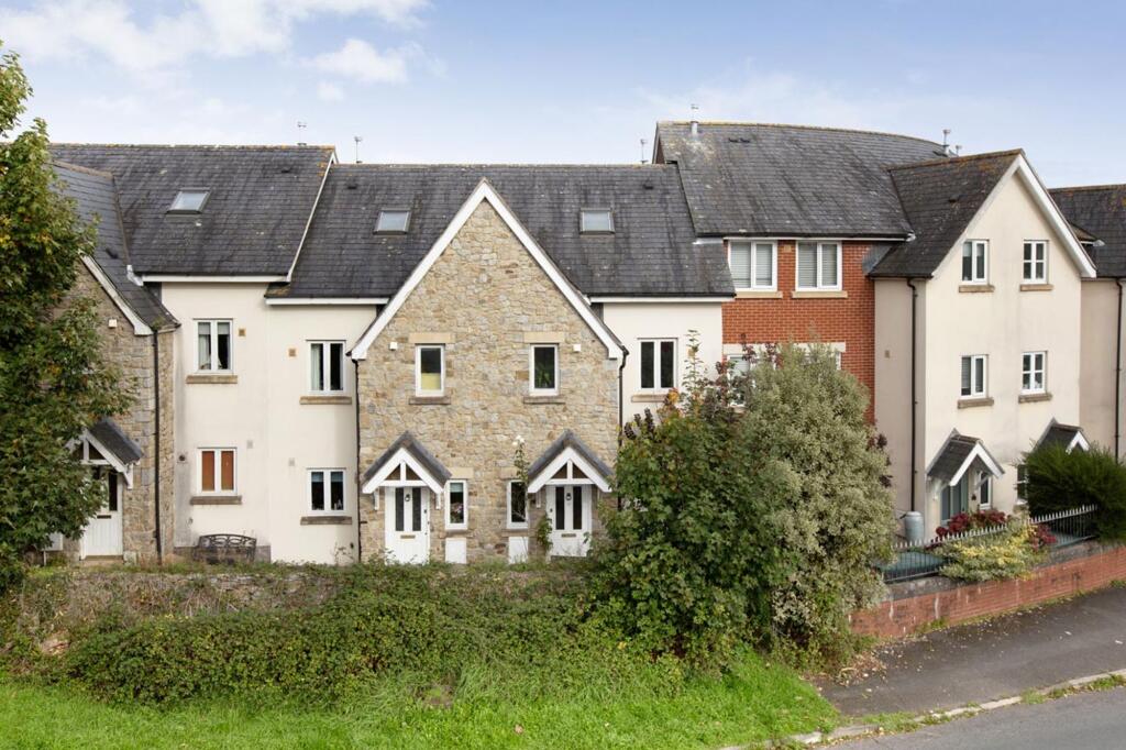 3 bedroom terraced house